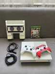 Xbox one s 1tb + 2 геймпада + станция + 2 игры