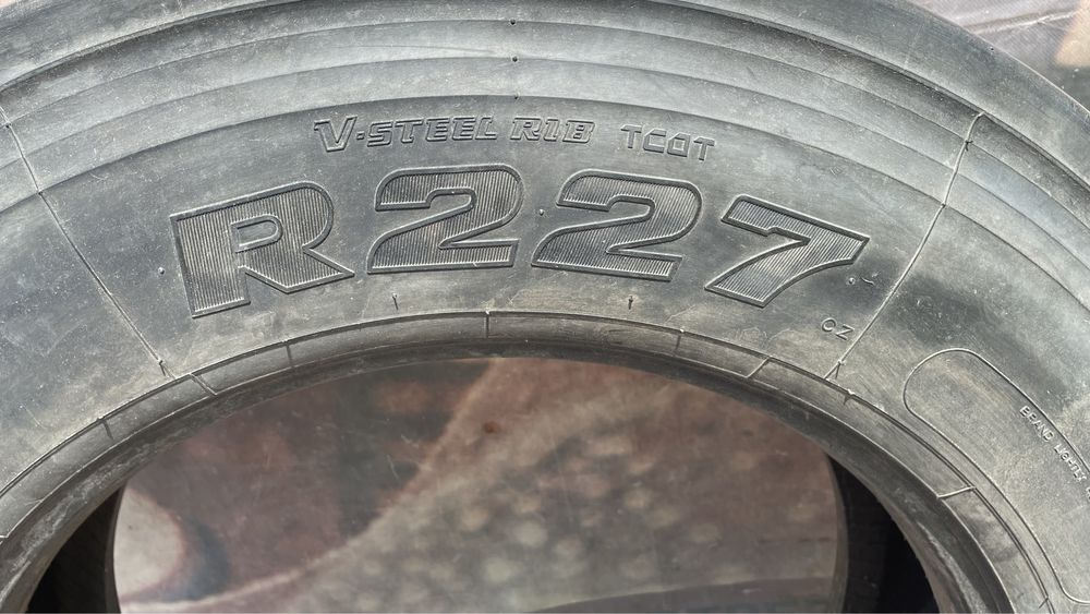 Грузовая шина 275/70 R 22,5. Одна штука