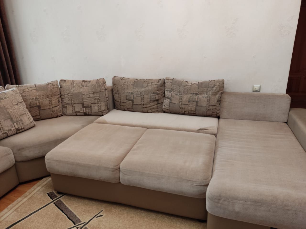 Продам диван качественный