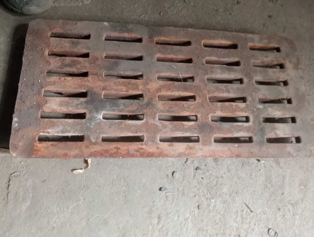 Продам плита  ,дверца , колосник.