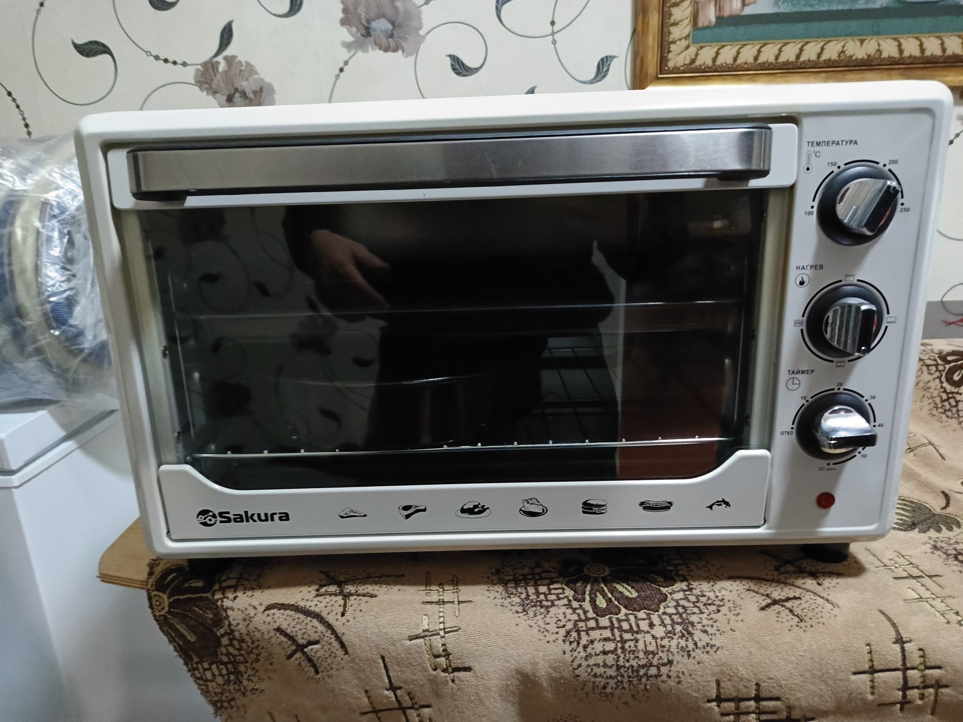 Продам духовую печь