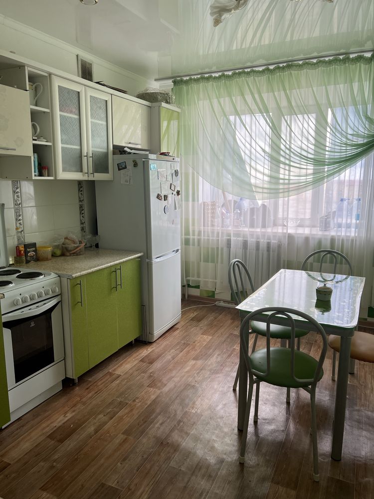 Продам 2 - комнатную квартиру