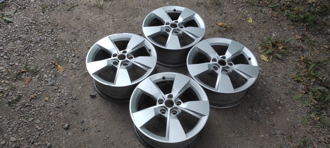 Комплект оригинальных дисков R17_5*112_et45_7j. Skoda. Vw. Audi.