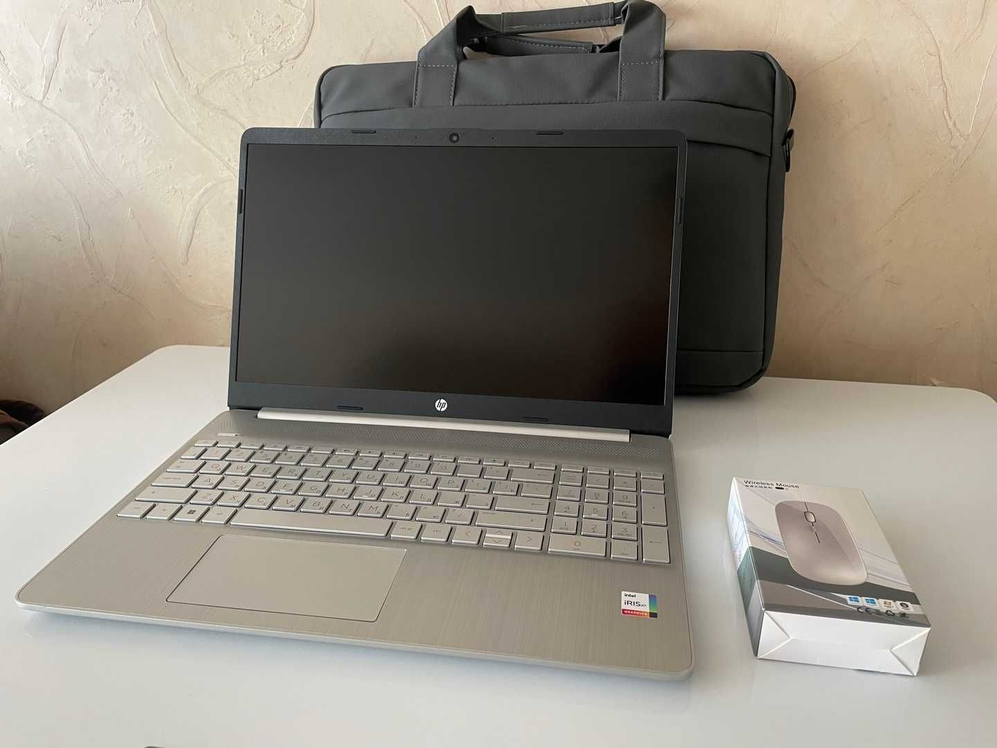 Ноутбук Hp 15s-fq509 /i5-1235u/8gb ram/512gb ssd/intel graphics/