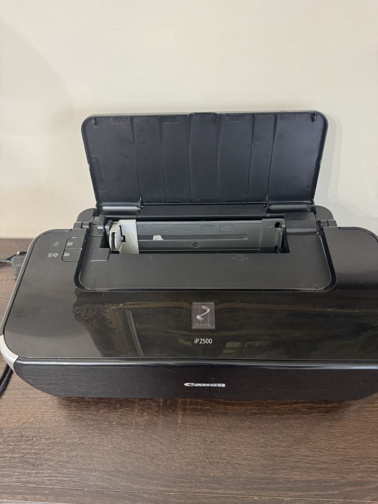 Принтер Canon цветной