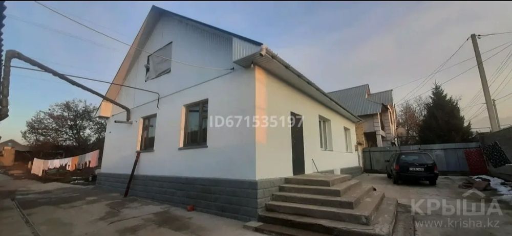 Продам дом в районе тау самалы ( базар стоительный)