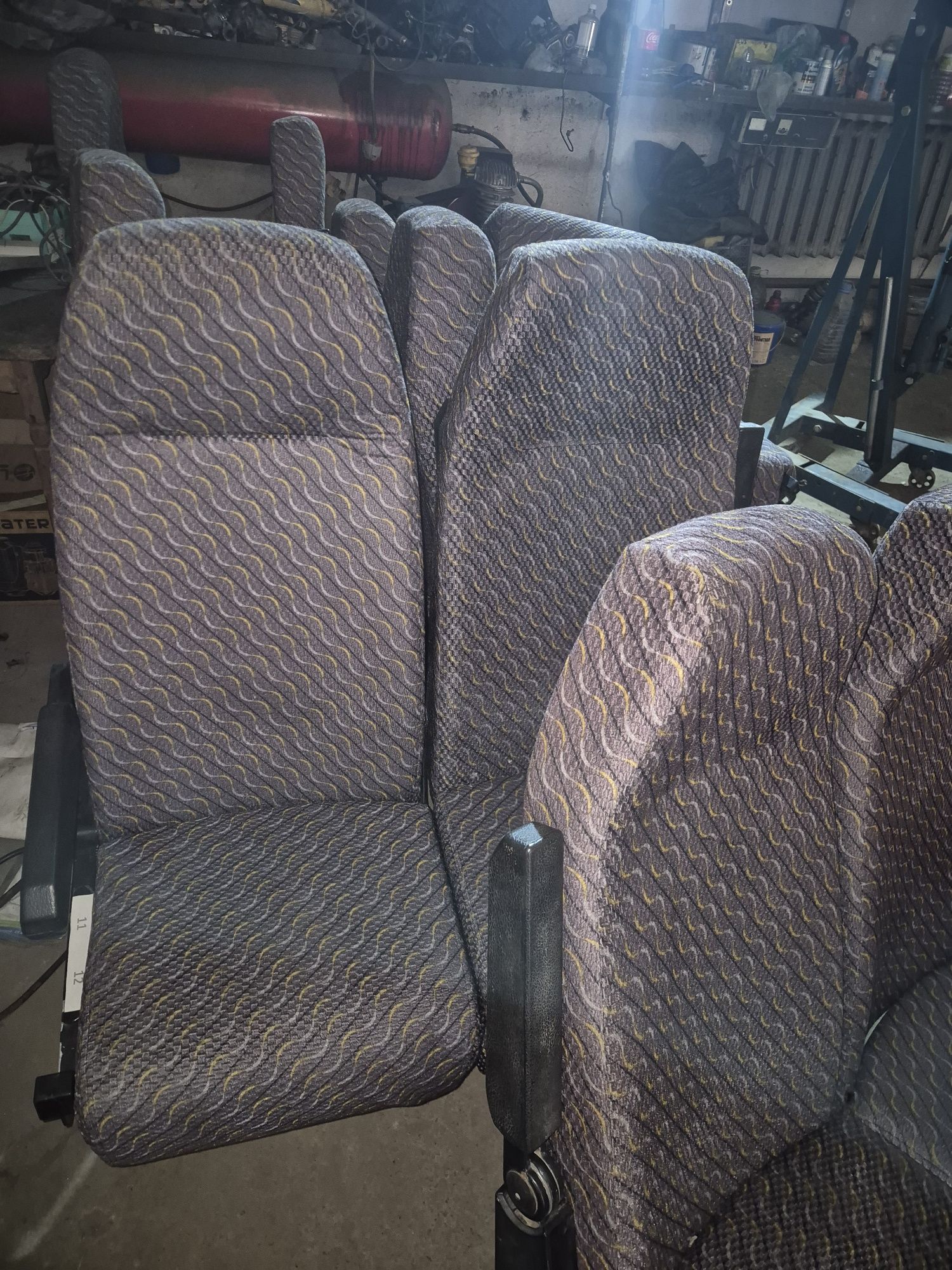 Продам сиденья автобуса