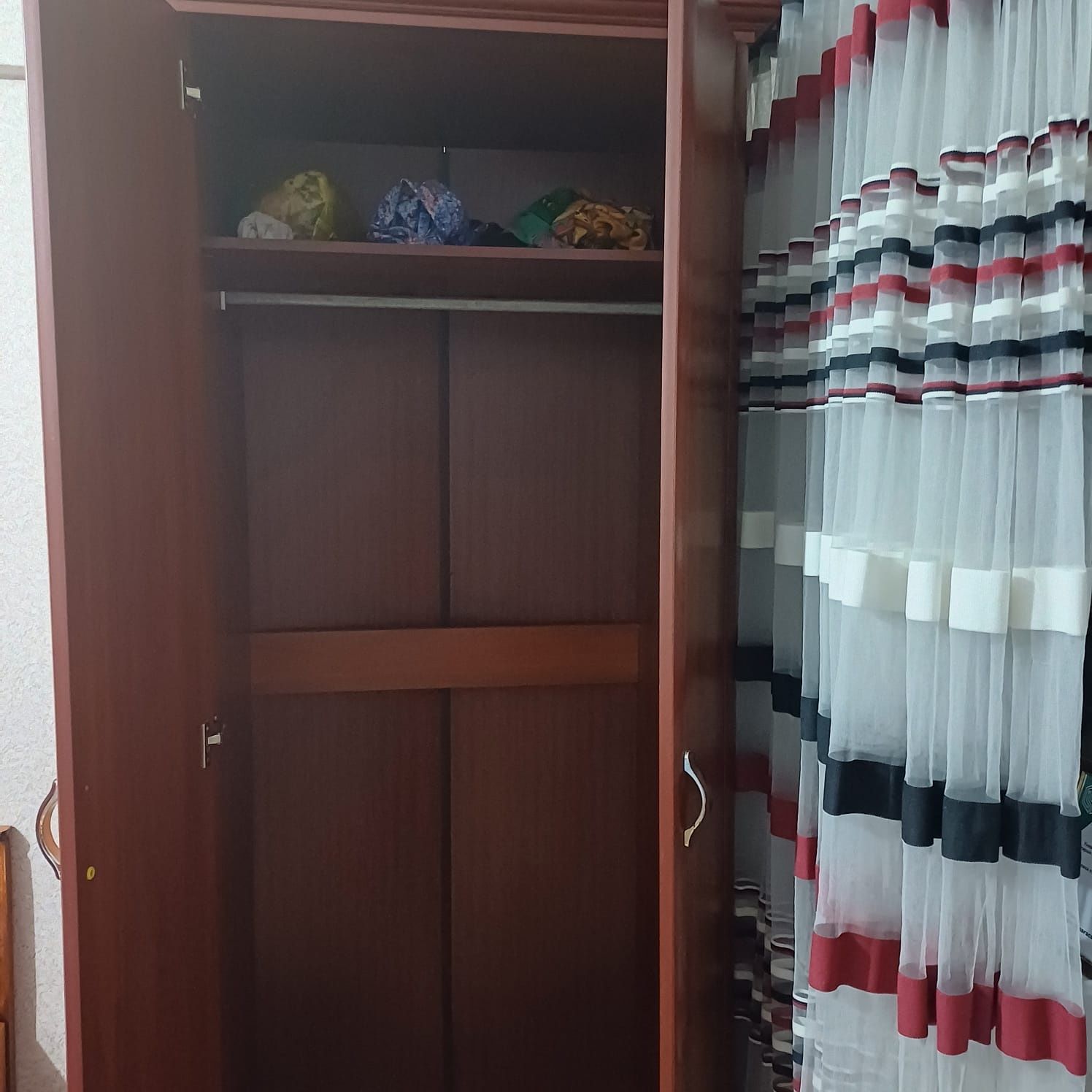 Продам шкаф телевизор диван