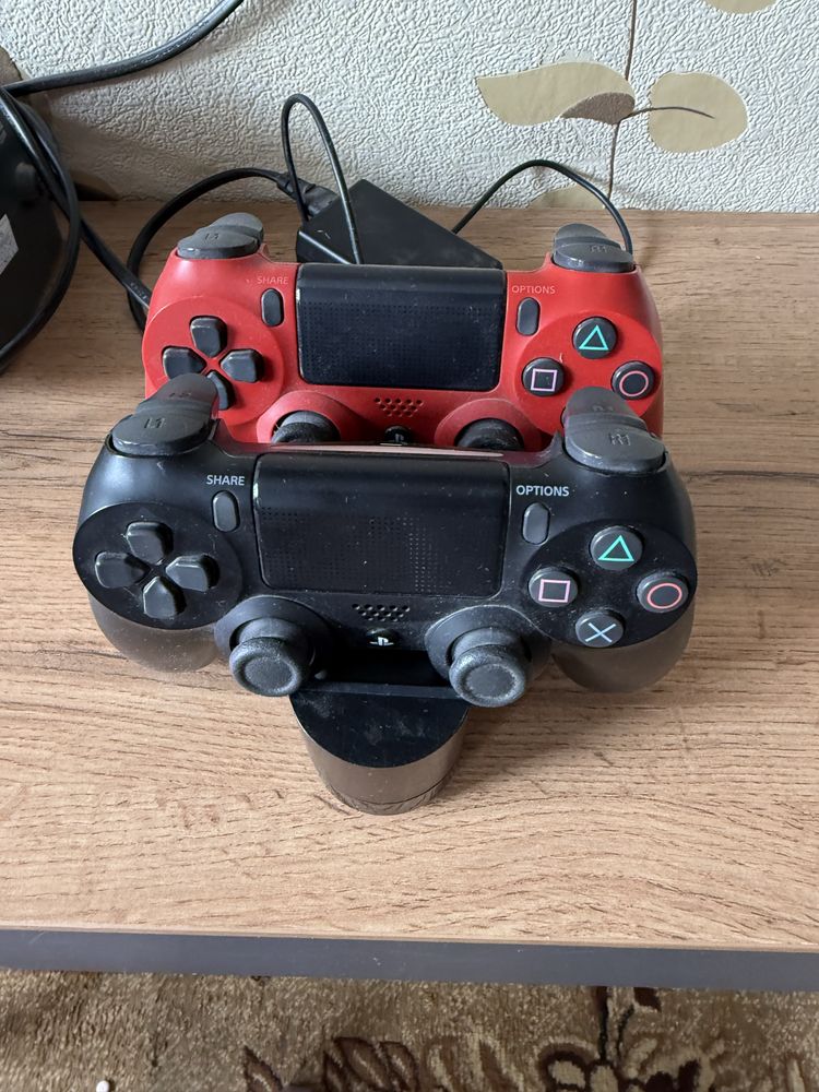 Джойстики на PlayStation 4