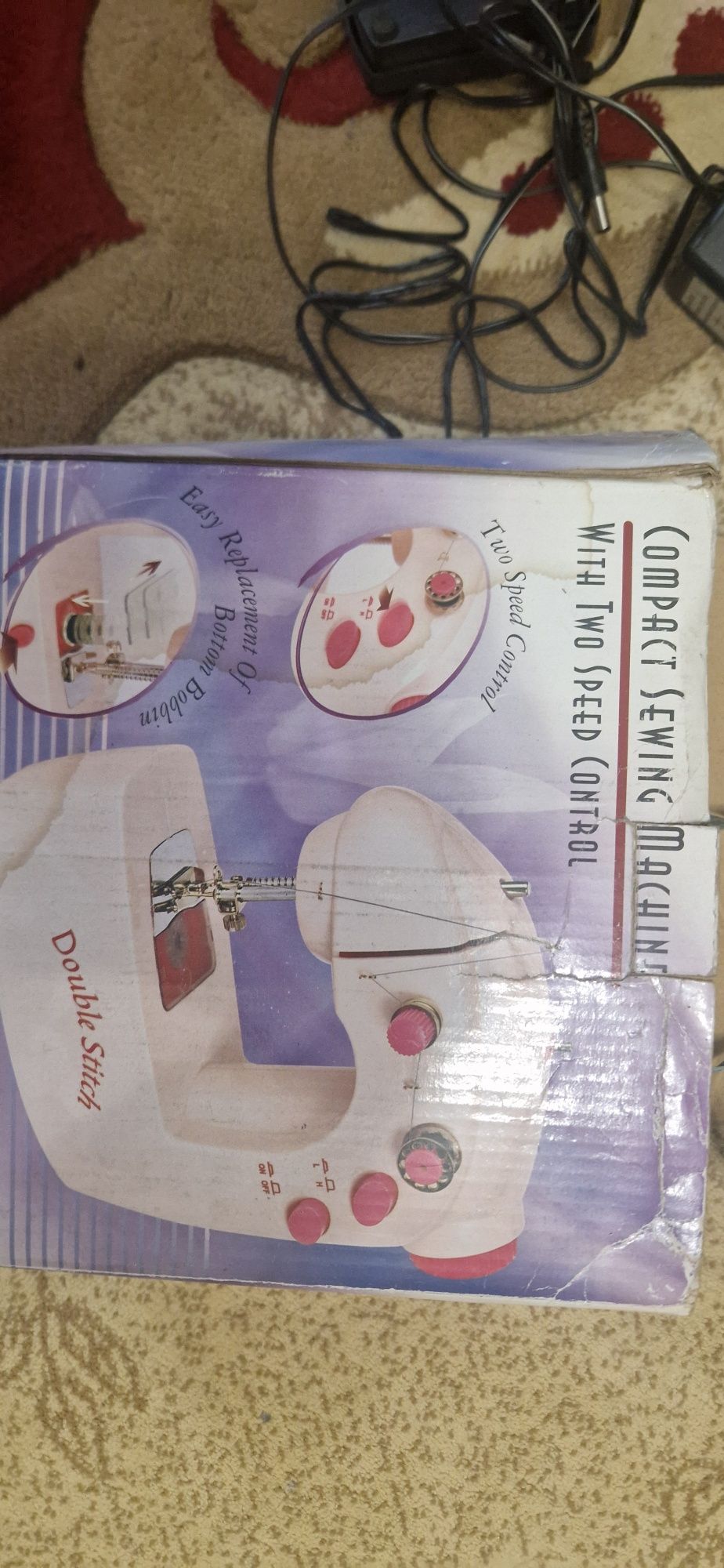 Мини швейная машина, в рабочем состоянии