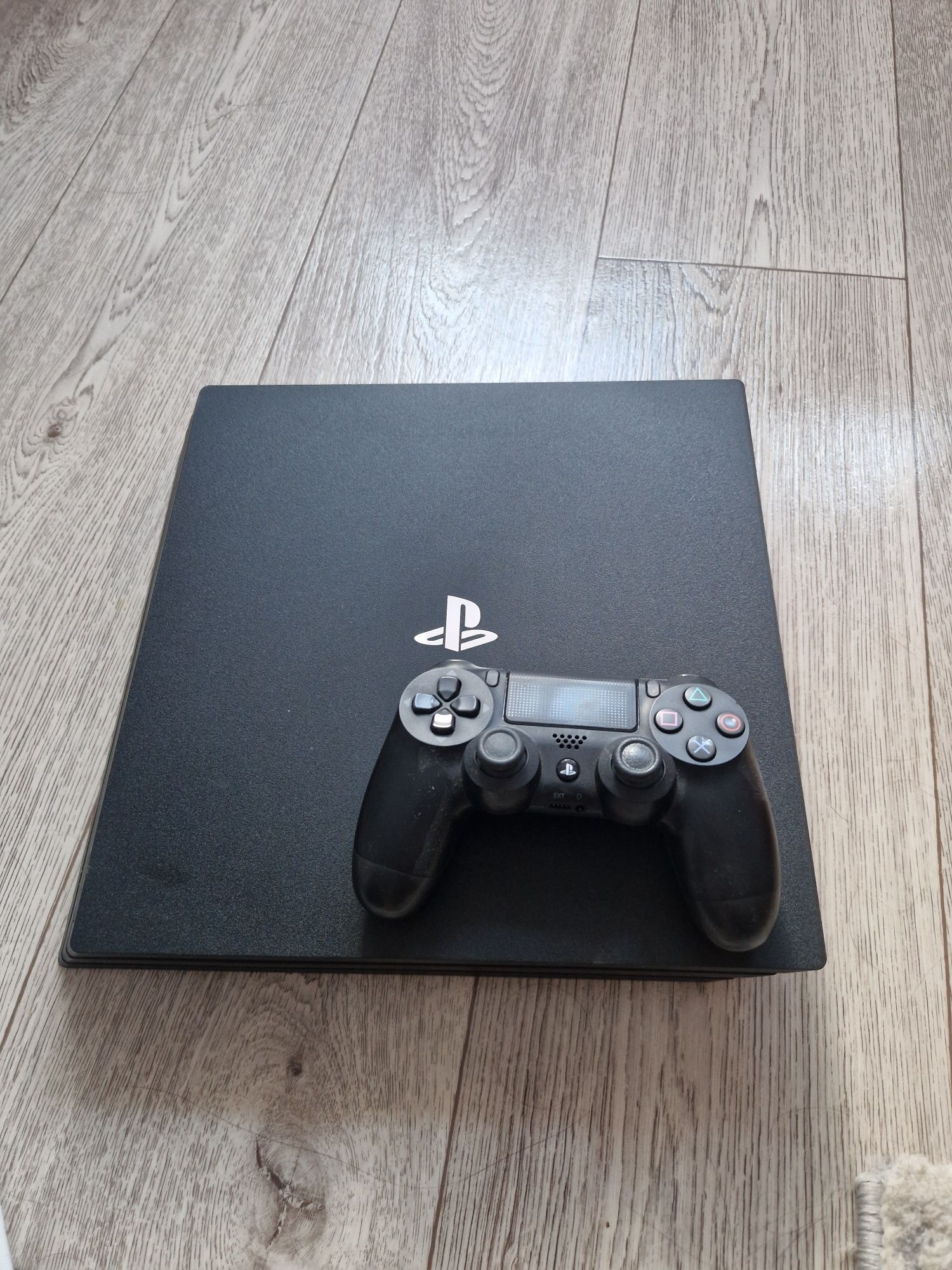 Playstation 4 pro 1 tb