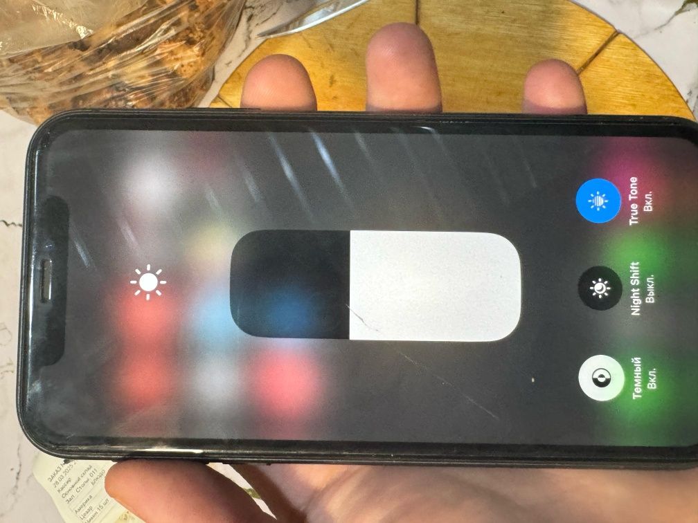 iPhone 11 в идеальном состоянии