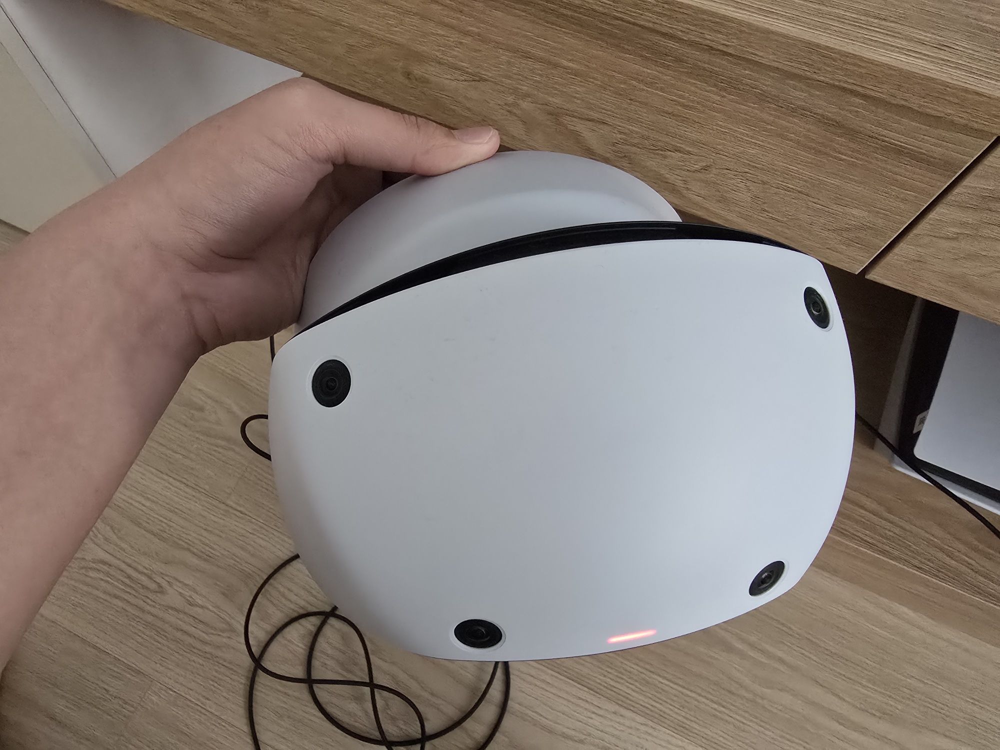 Playstation vr 2 в идеальном состоянии, пользовались 2 недели.
