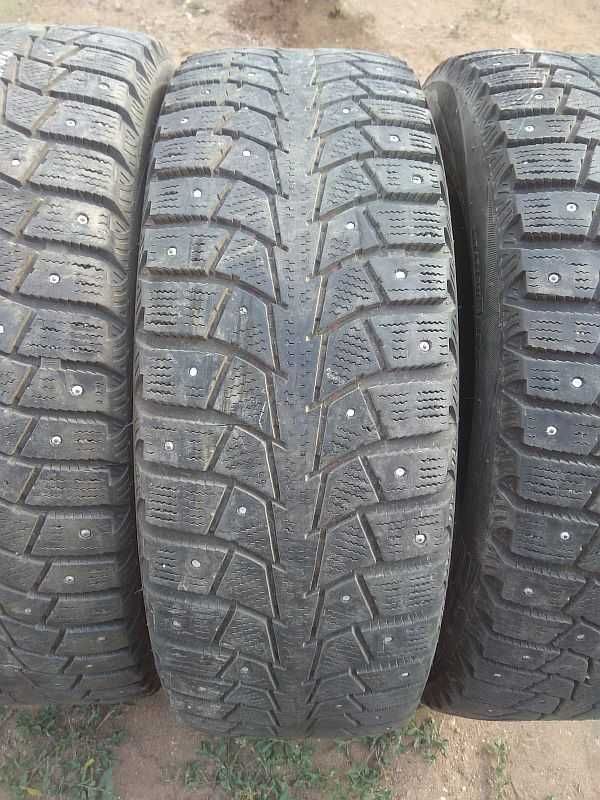 Шины 205/60 R16 - "Maxxis Presa Spike" (Китай), зимние.