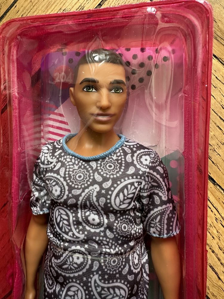 Barbie Ken fashionista / Куклы Барби Кен фэшениста (по 10 500 каждый)