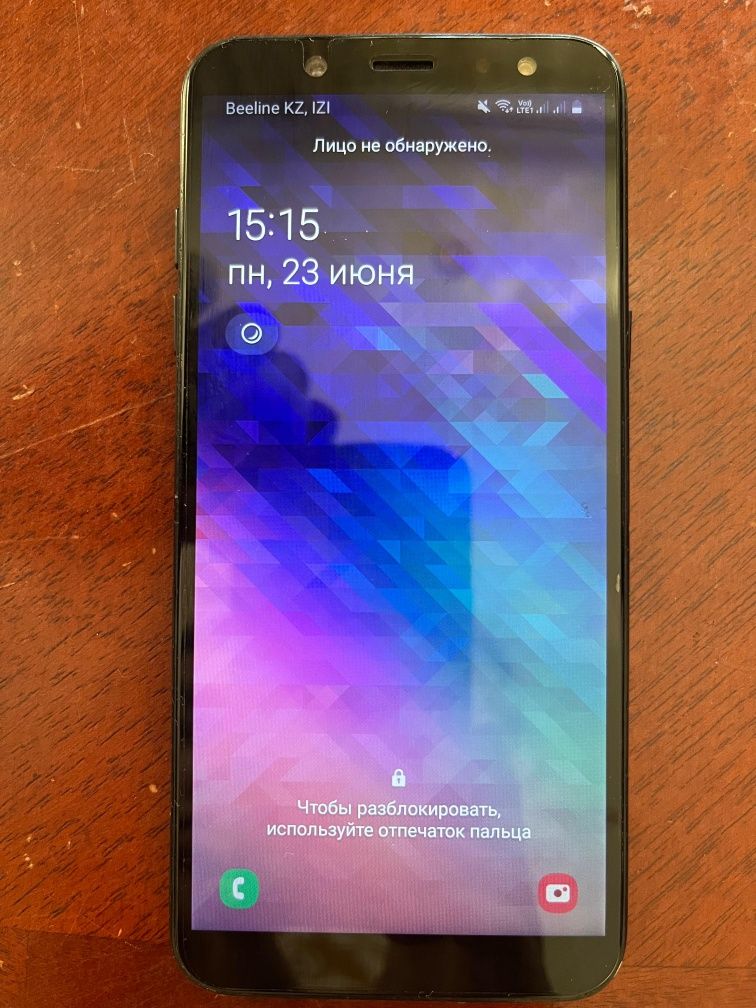 Продаю Samsung Galaxy A6 (2018) — 32 ГБ