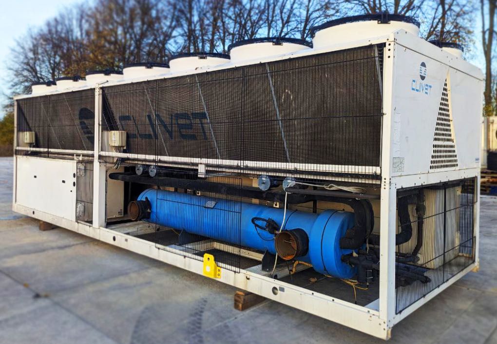 Чиллер Clivet WSAT-XSC330L (860 кВт)