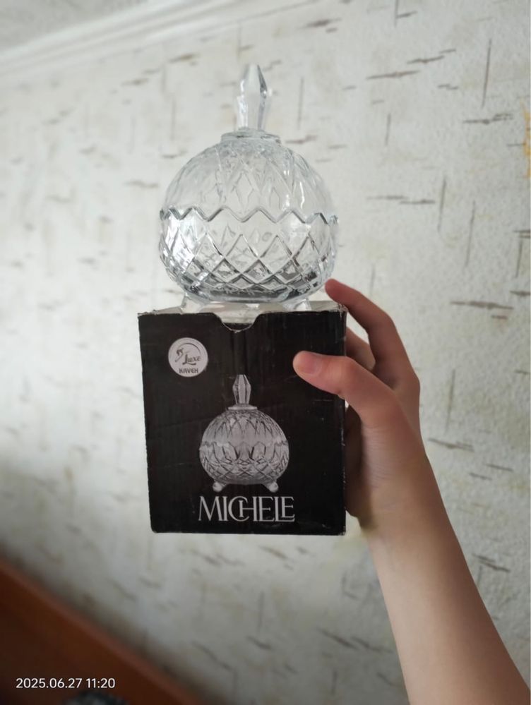 Мясорубка , кострюля, бокал для вина!