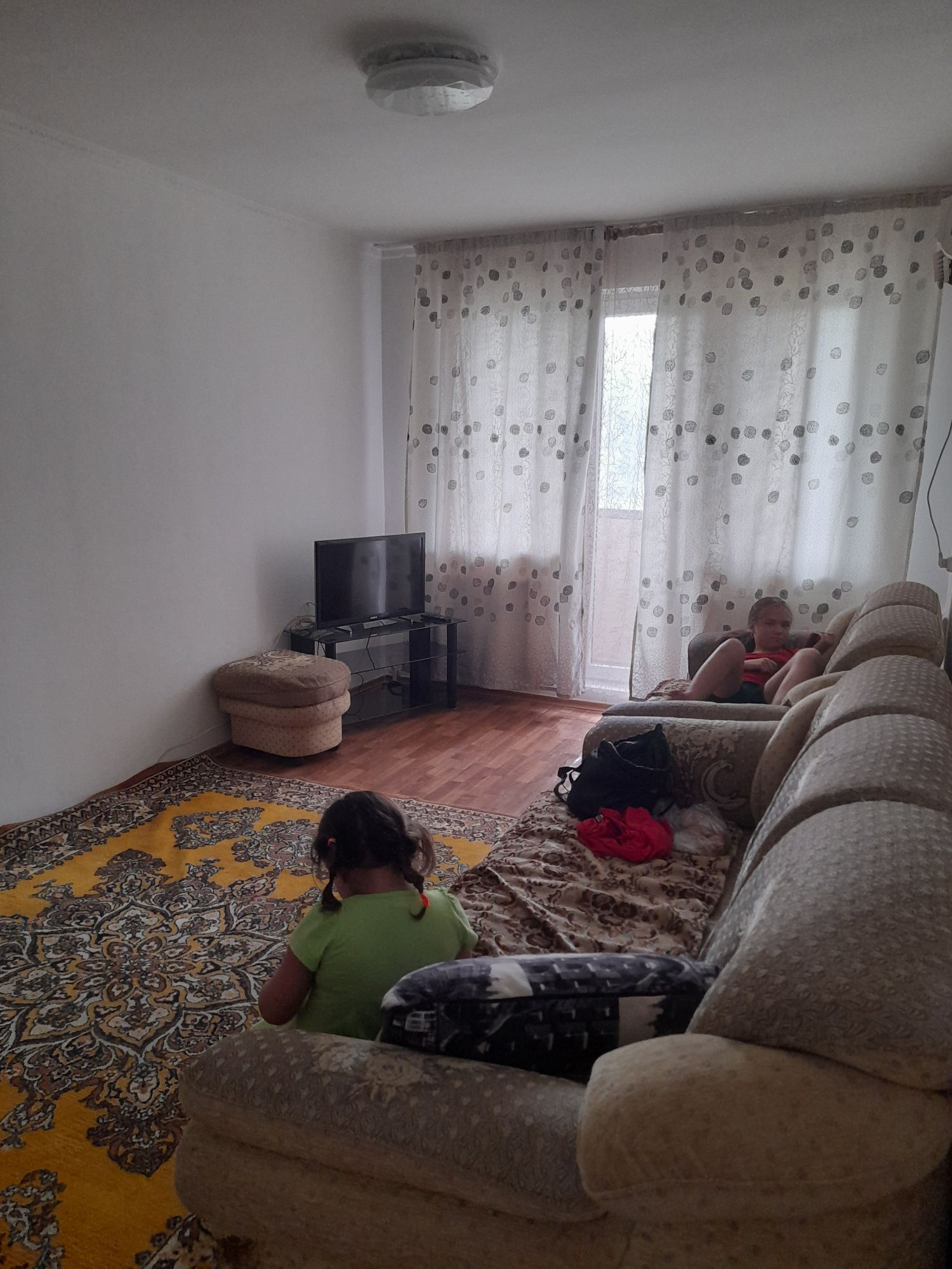 Сдам 2х комнатную квартиру. 9й Мкр
