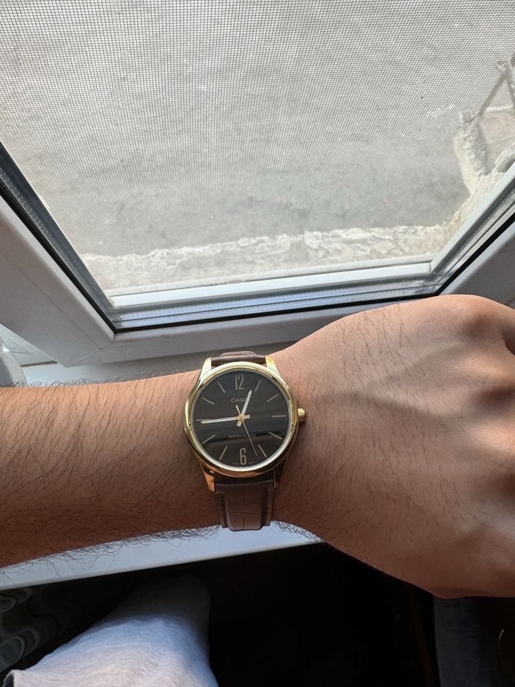 Часы Casio оригинал б/у
