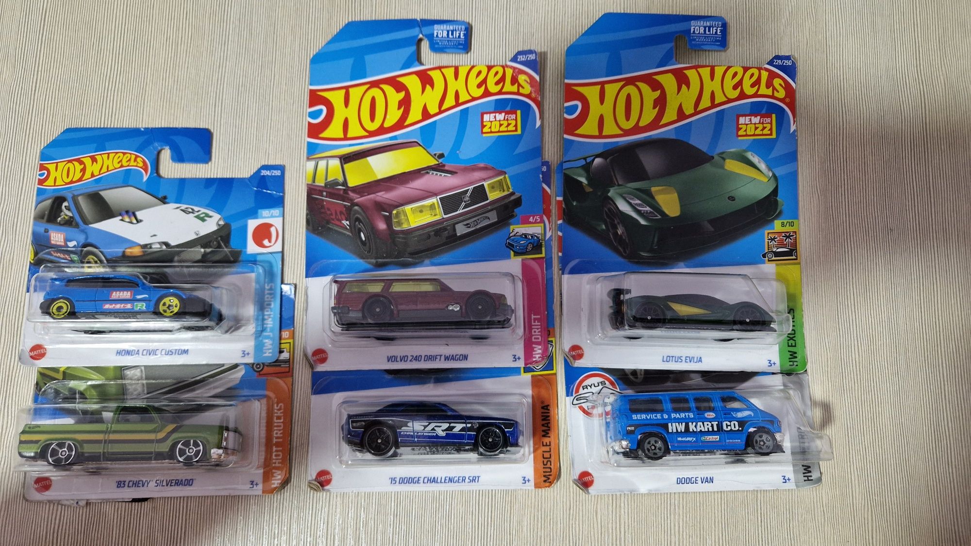 Машинки hot wheels,хот вилс
