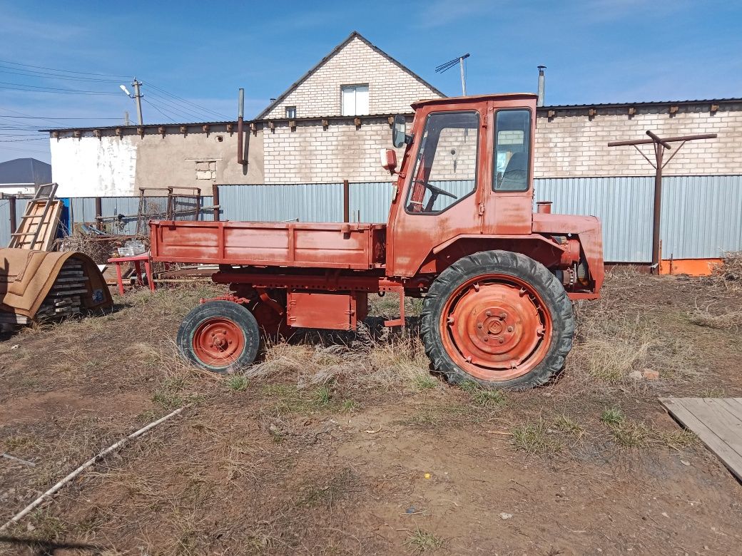 Продам трактор хтз т-16 на ходу журип тур