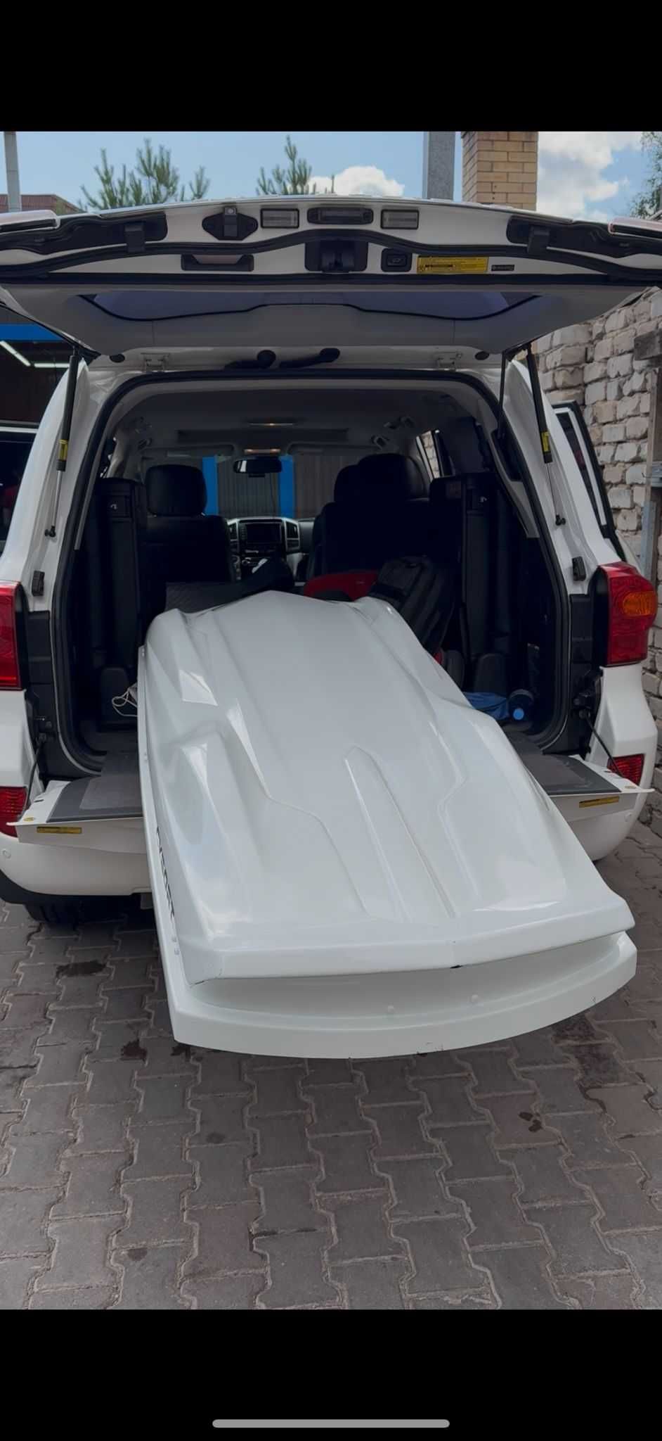 Сдам на прокат автобокс на Крузак, LX