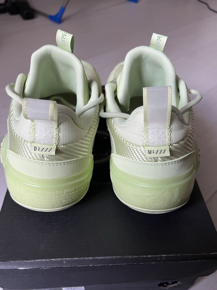 Way of Wade 10 Low "Avocado"