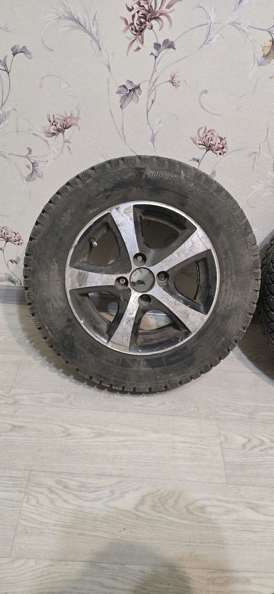 Продам диски r13 зима