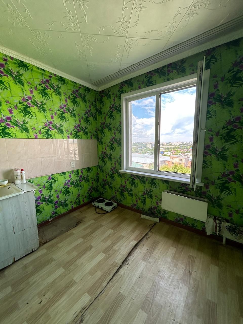 Продаётся 1,5- ка по ул. Кожедуба, 56