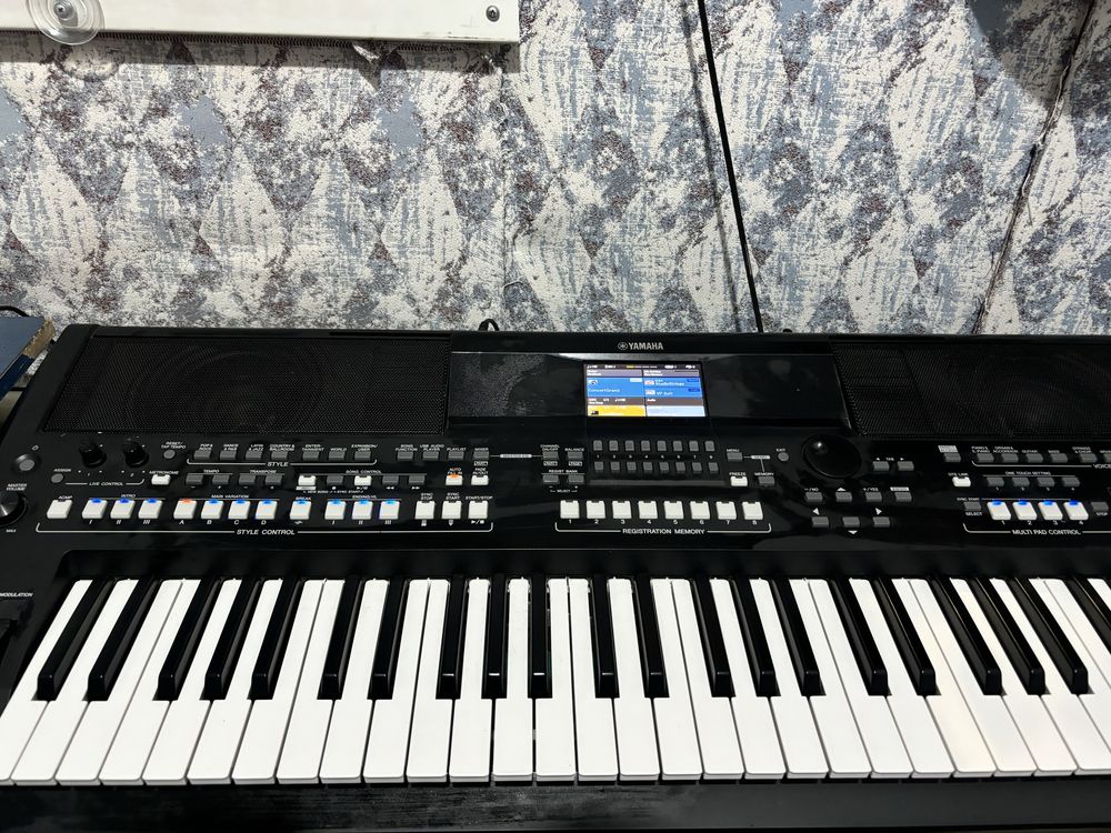 Yamaha psr sx 600 orangerr
