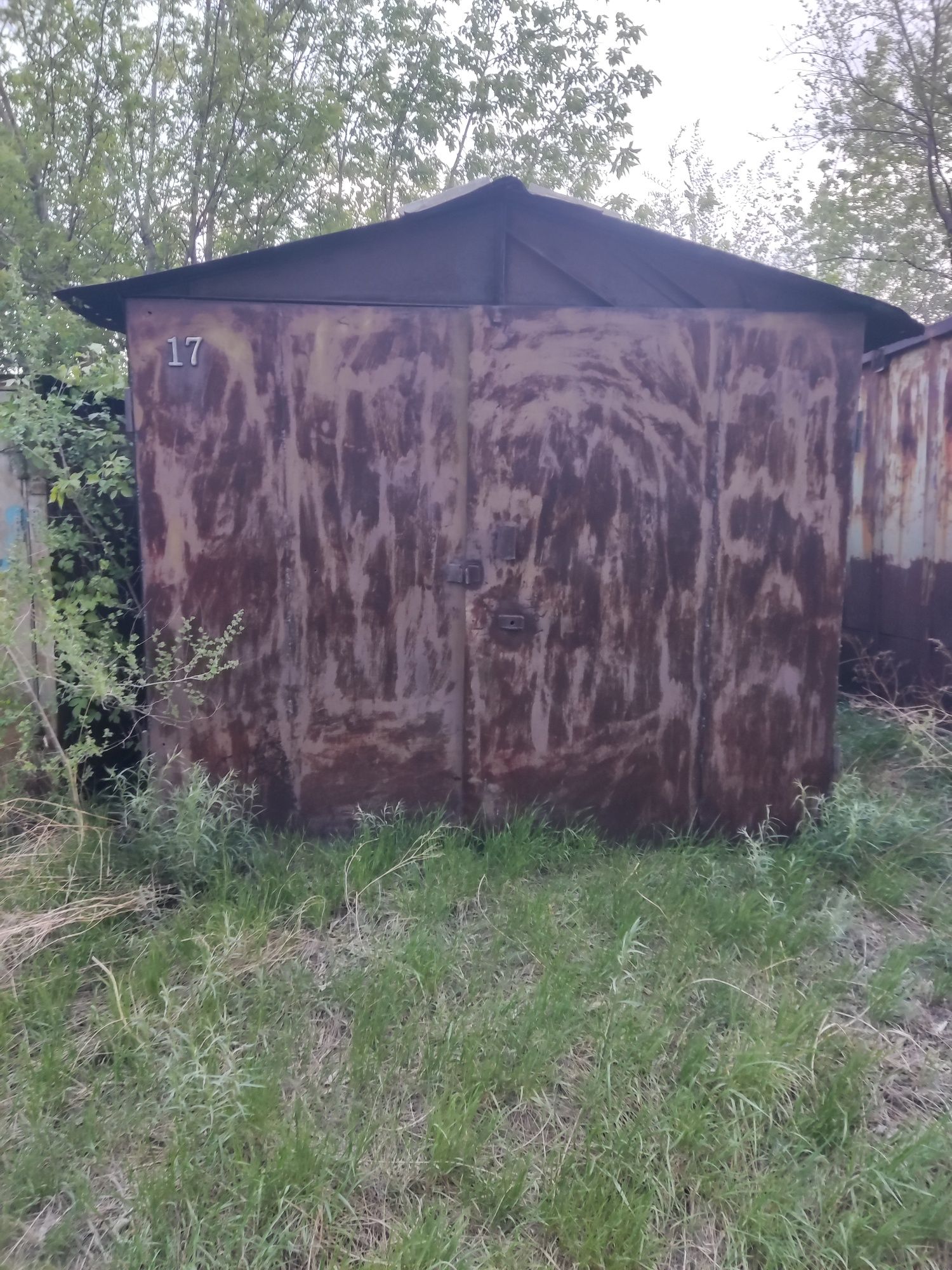 Продам гараж на циалковского