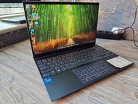 Ультраук Asus Zenbook UX425E состояние отличное
