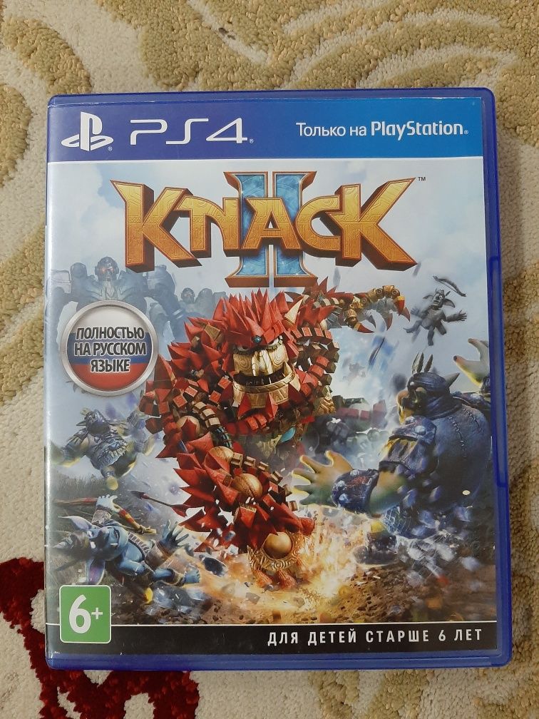 Продам Playstation 4, 500 гб,2-мя джойстиками!