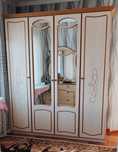 Продам спальный гарнитур