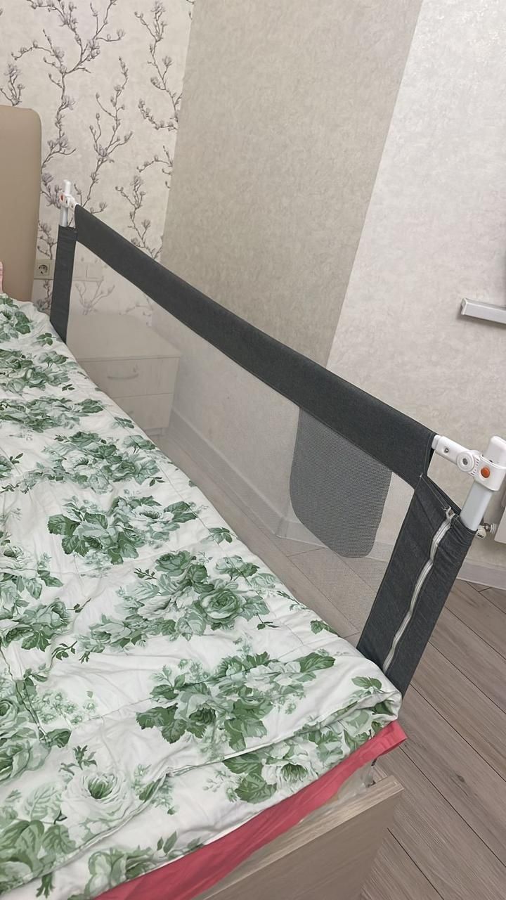 Бортики 120см, с витрины магазина, новый