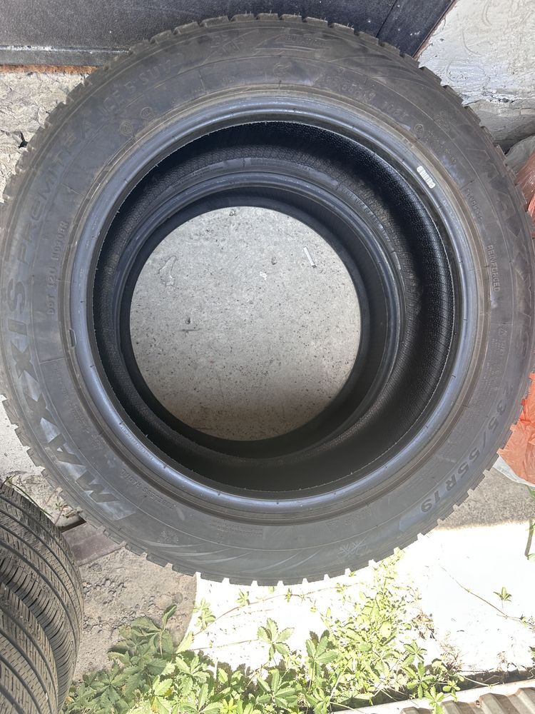 235/55/R19 шина  балон