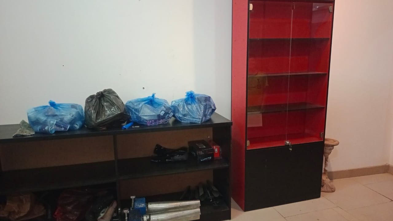 Продам витрины, срочно. Самовывоз