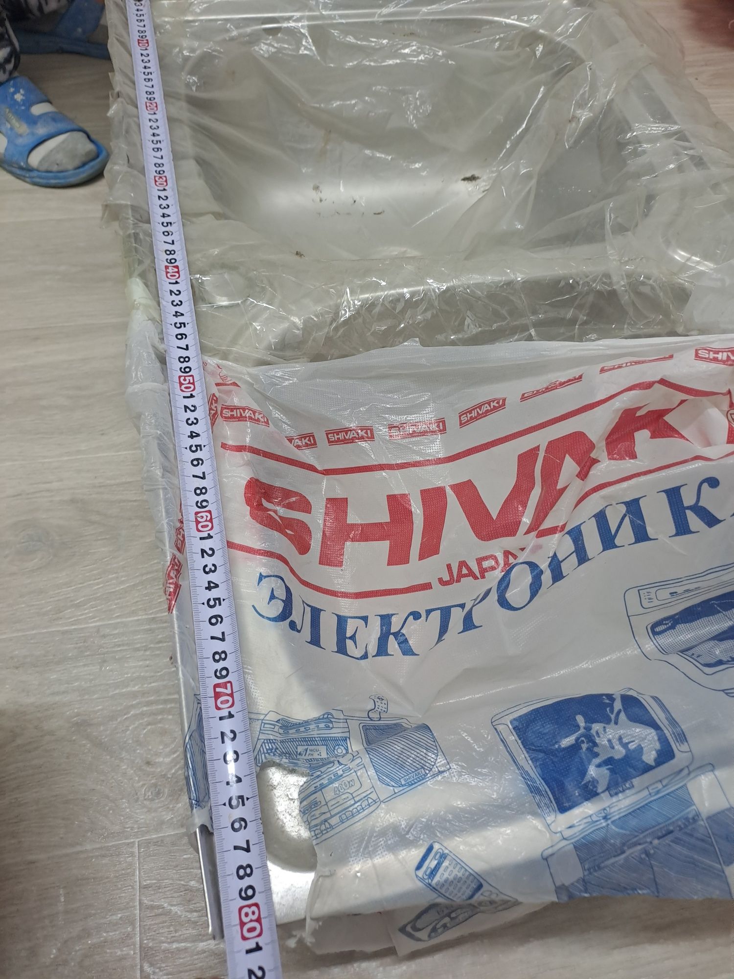 Продам мойку, нержавейка, два раздела. Новая. Нет вмятин и царапин. Ра