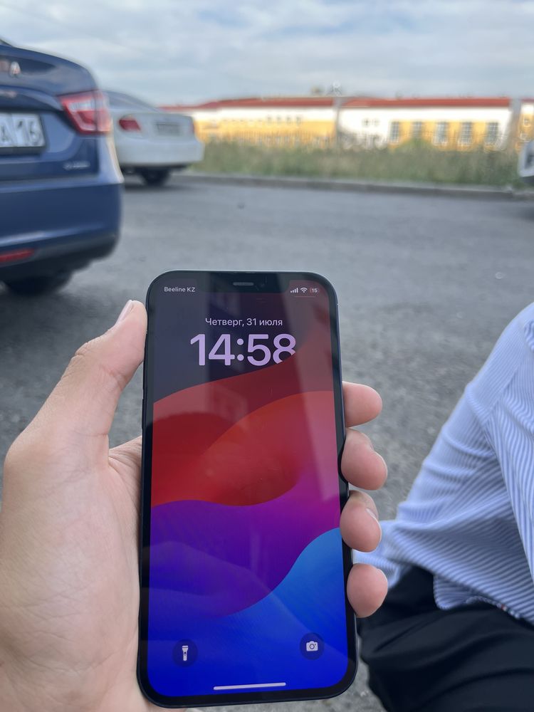 Iphone 12 гарантия есть