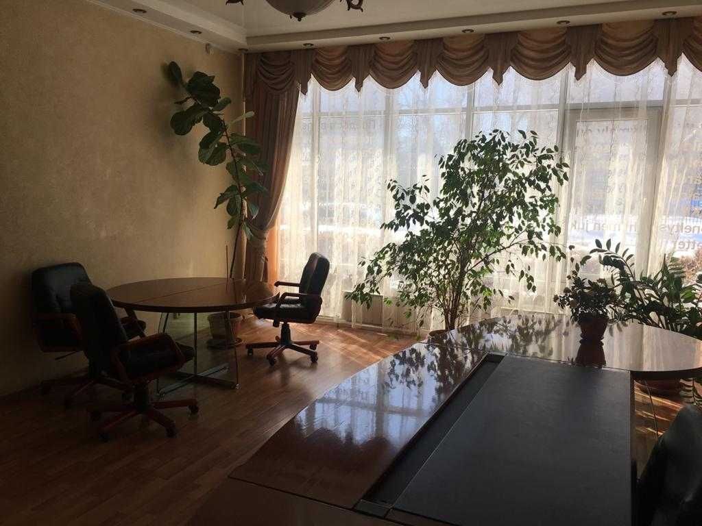 Аренда офиса сдам или продам в центре г.Костанай