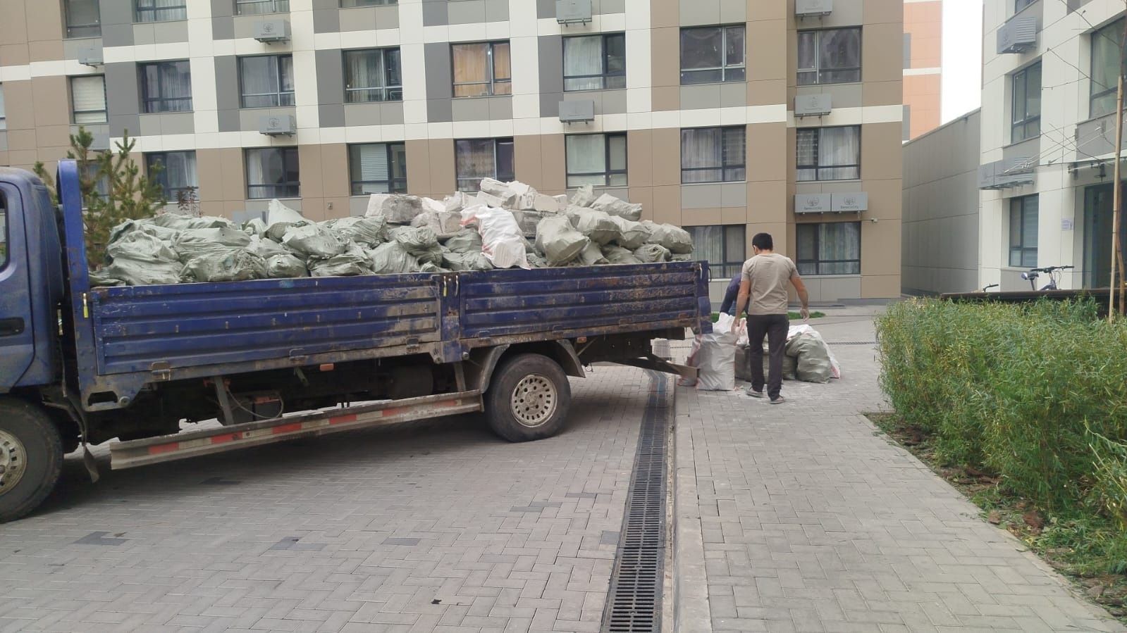 Вывоз строительных Мусора# уборка подвала# демонтаж доставка# безнал