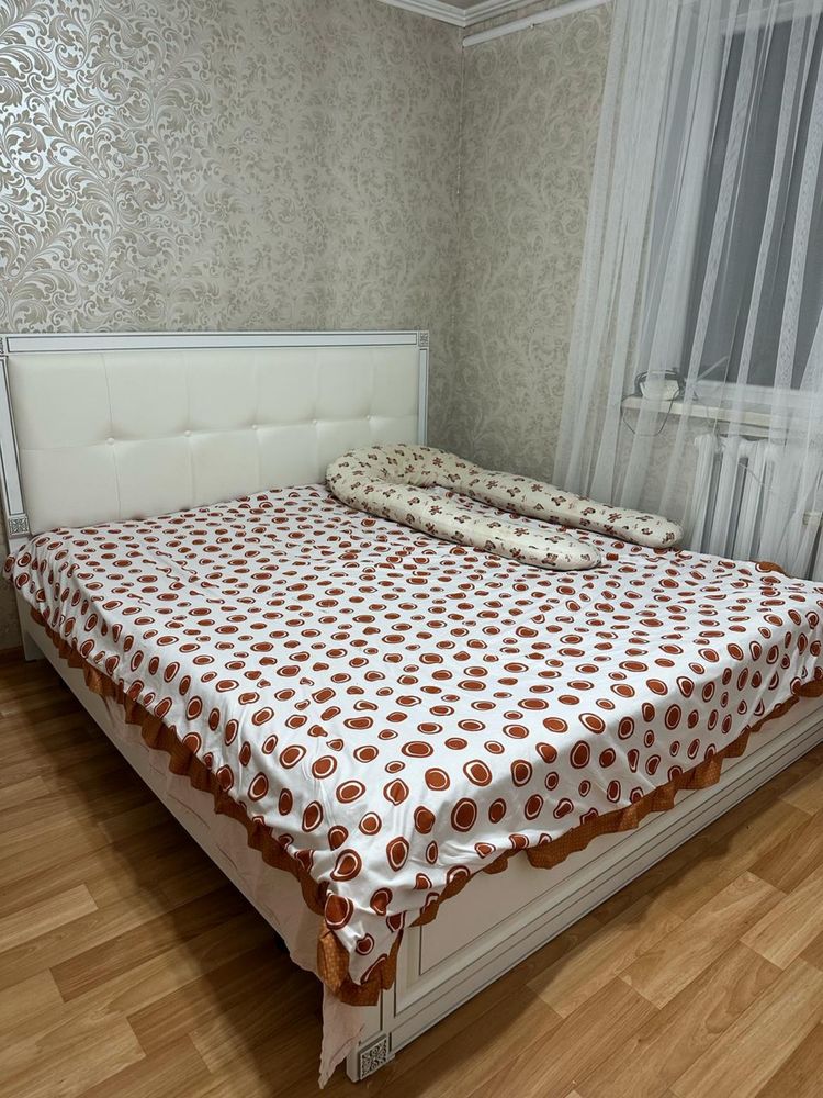 Спальний гарнитур
