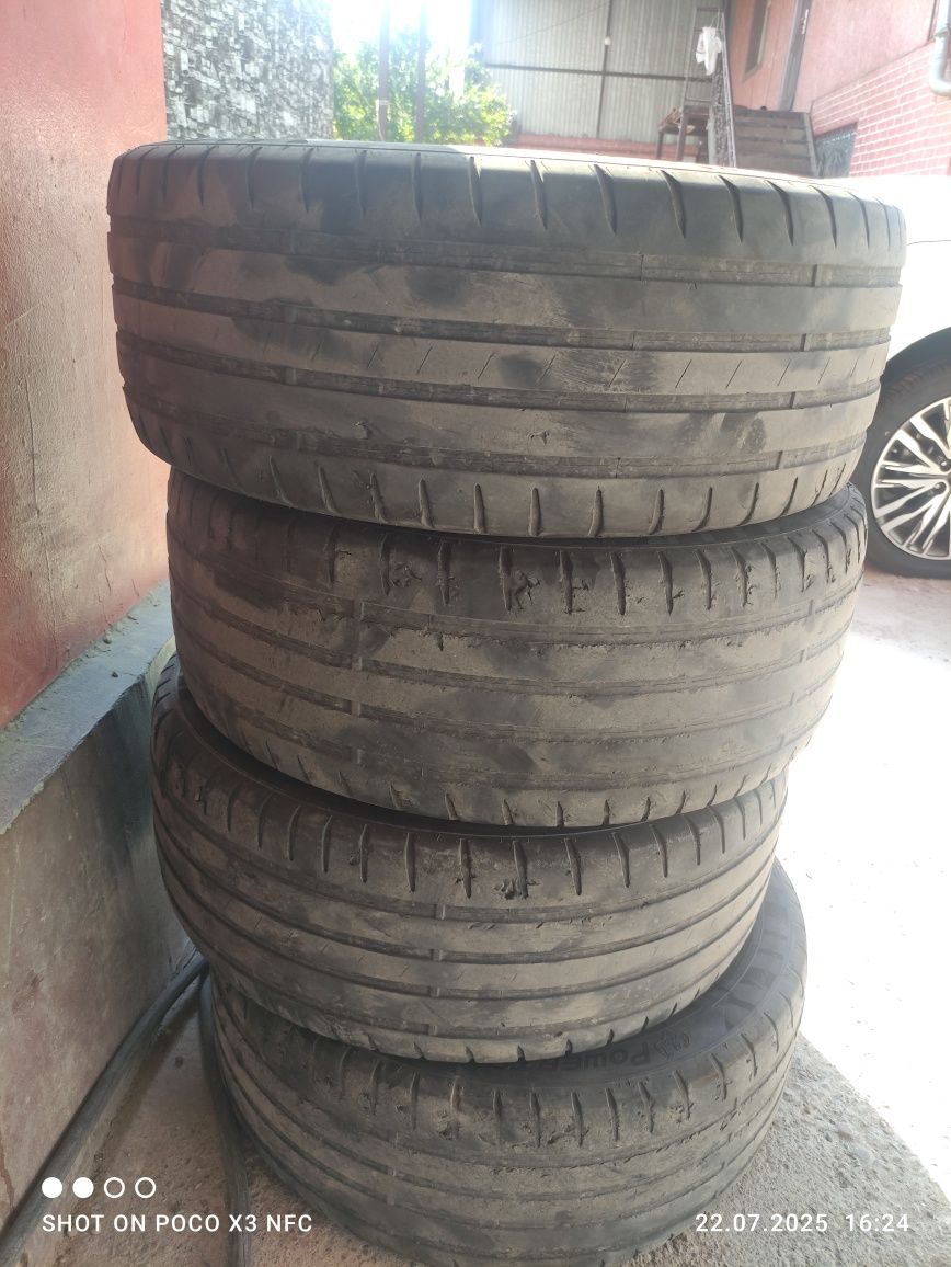 Продам балоны R18 245/45 летние