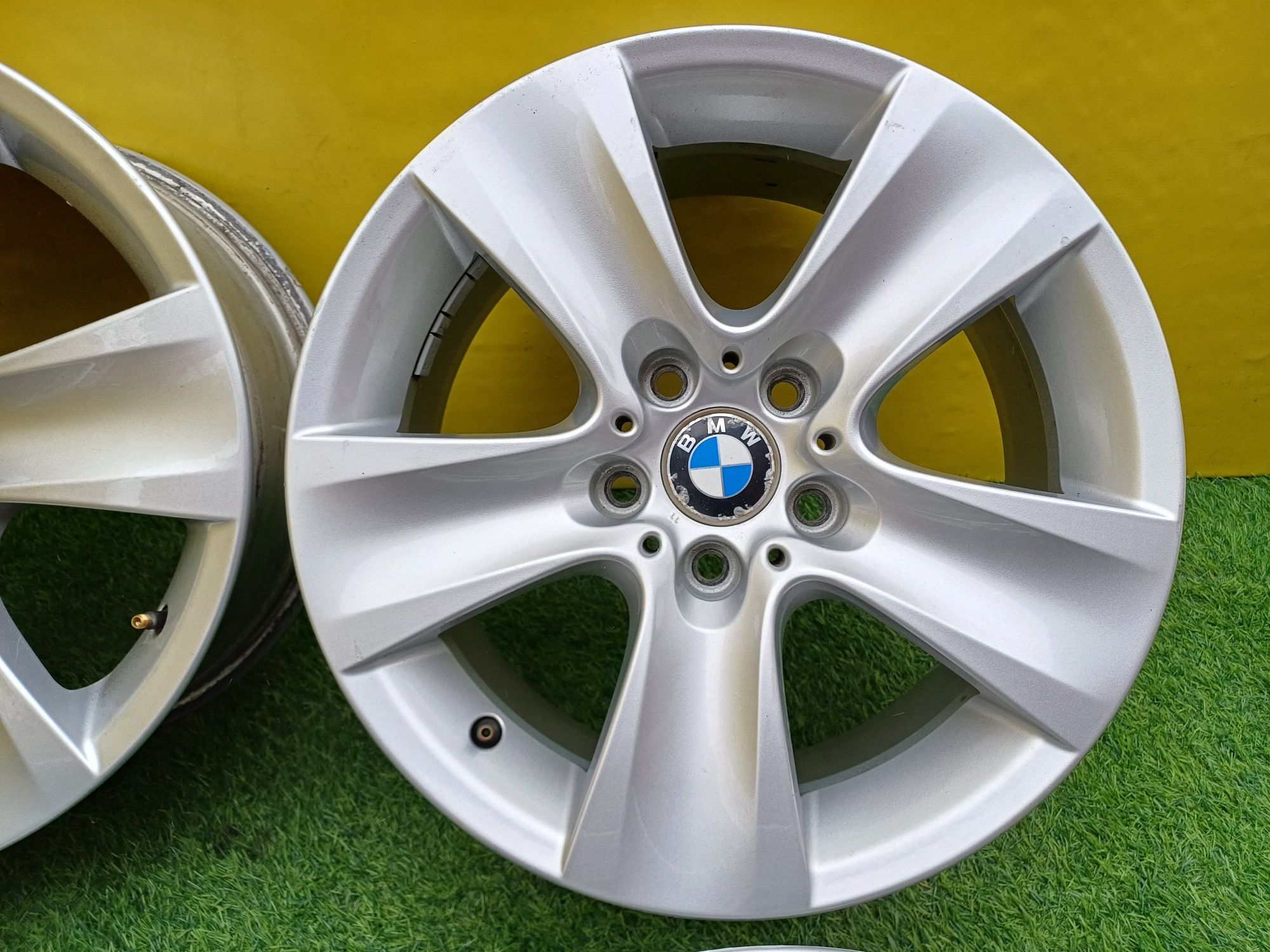 Диски R17 5×120 (Стиль 327) на BMW.