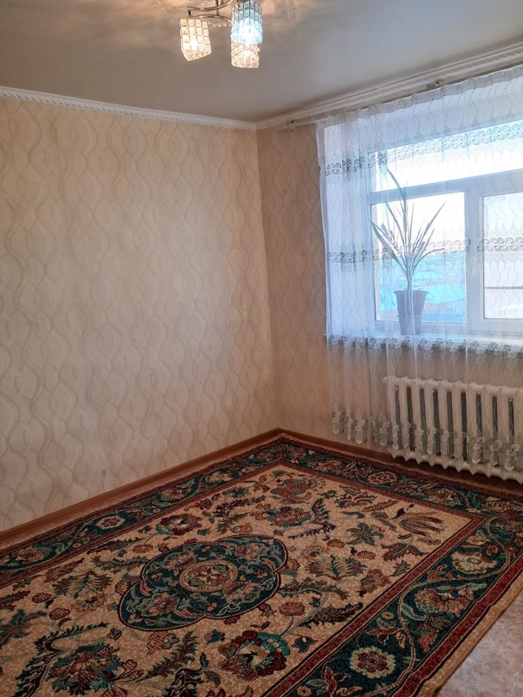 Үй сатылады 5 этаж 3 бөлме