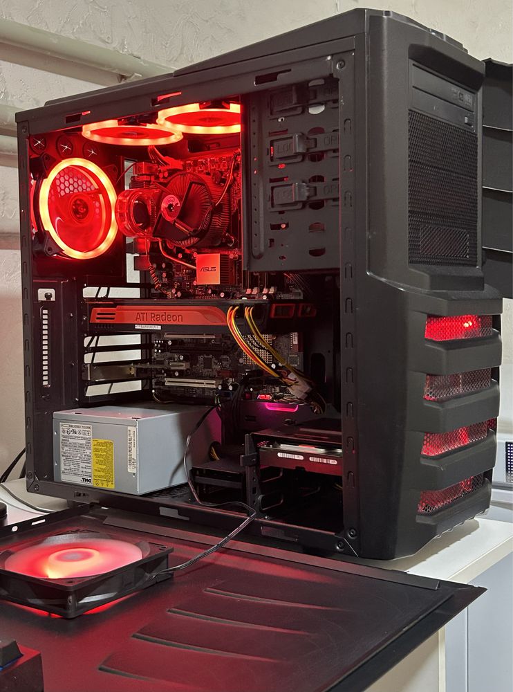 Игровой 4-х ядерный ПК Q9400/HD5870 1GB/6GB RAM/550W/SSD+HDD