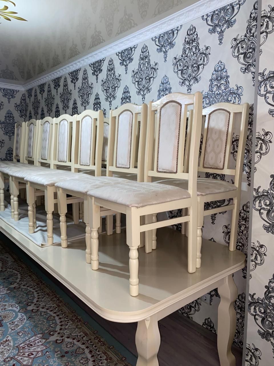 Стол стуля срочноооо
