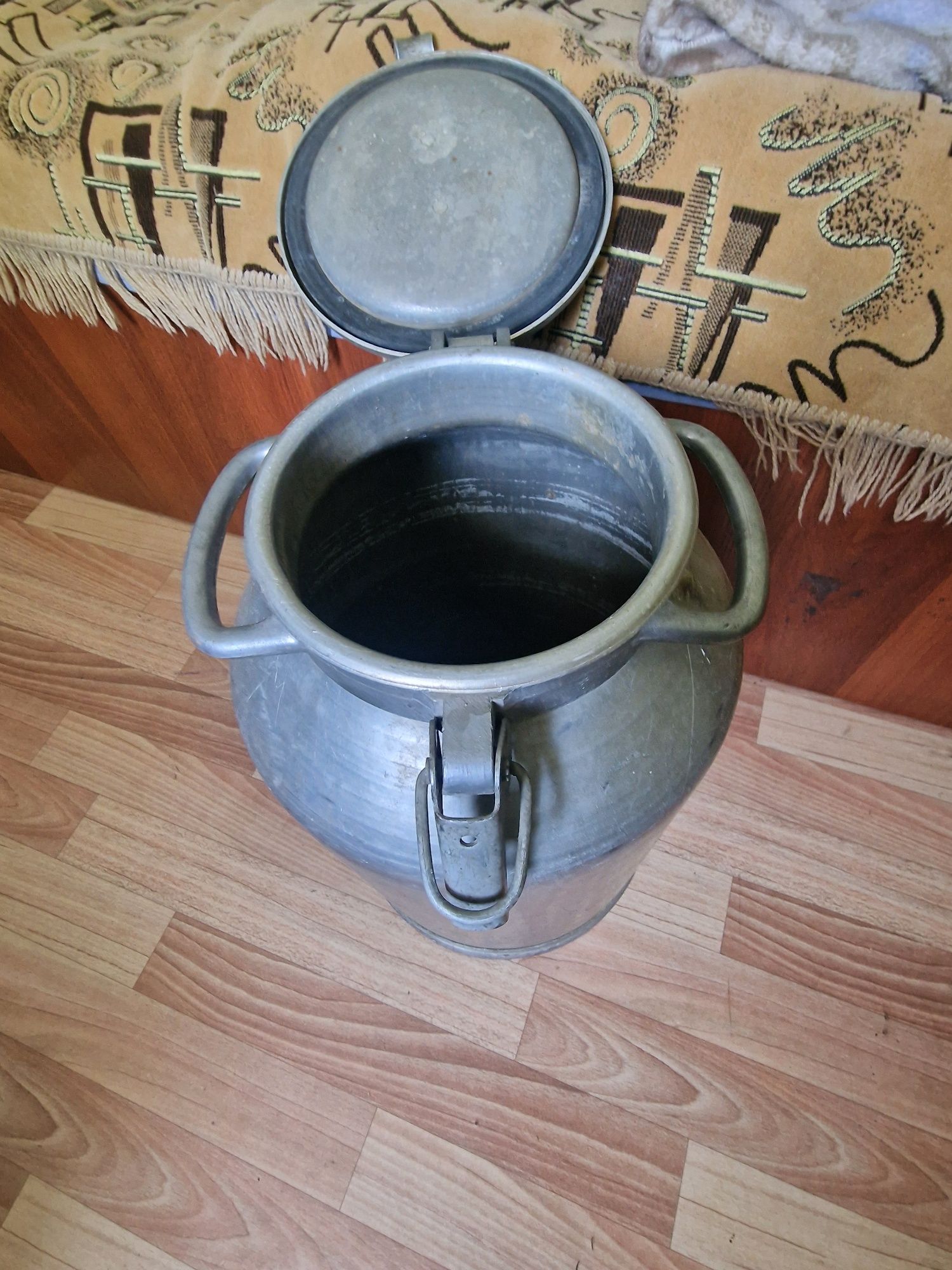 Продам флягу,25 л