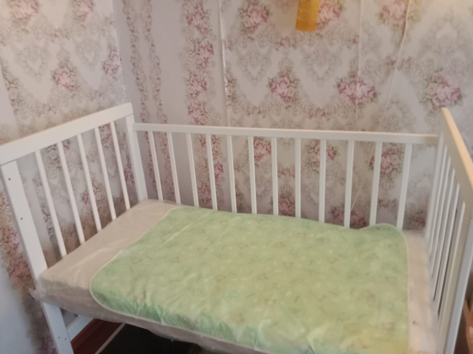 Продам детскую кроватку